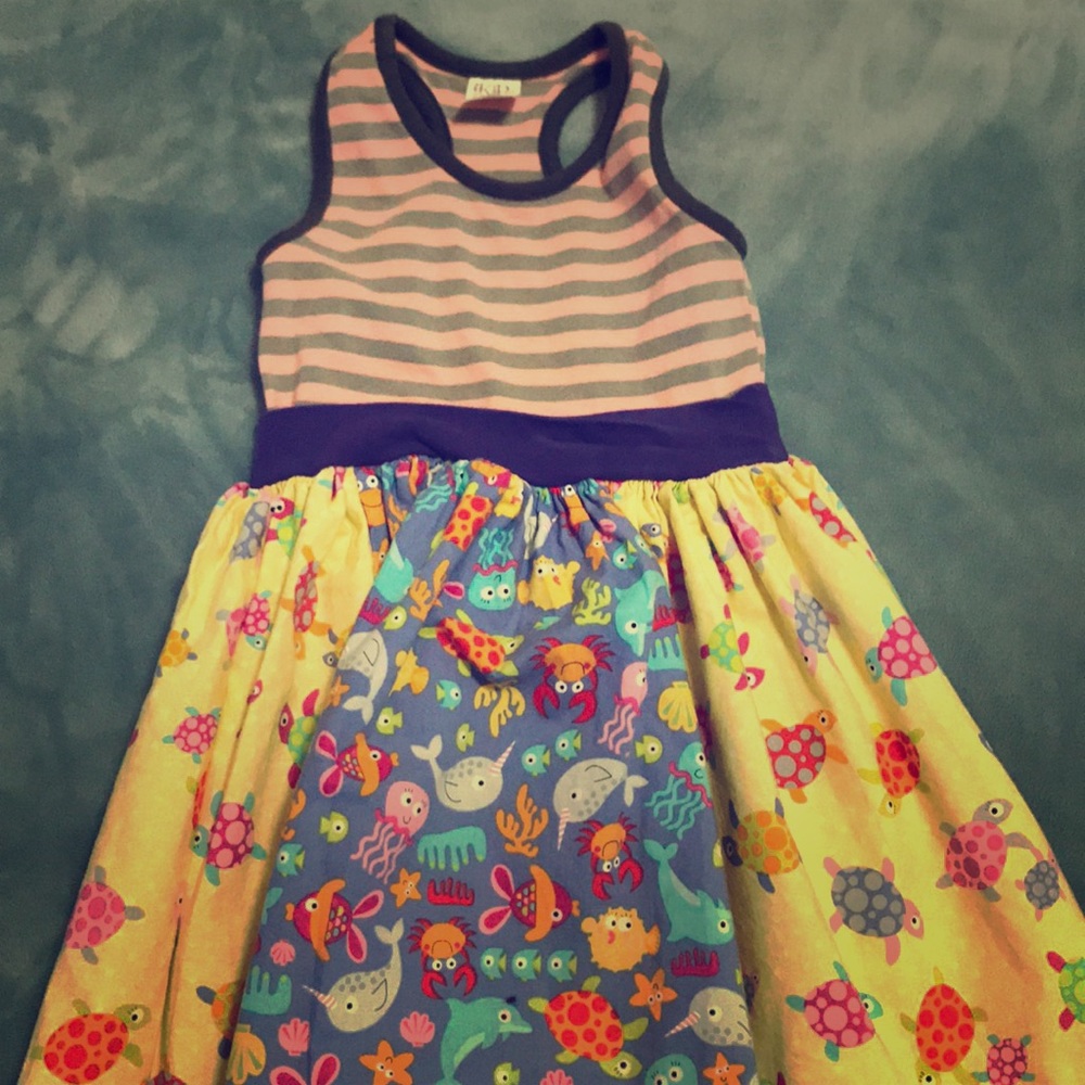 KPea girls 5t sleeveless dress
